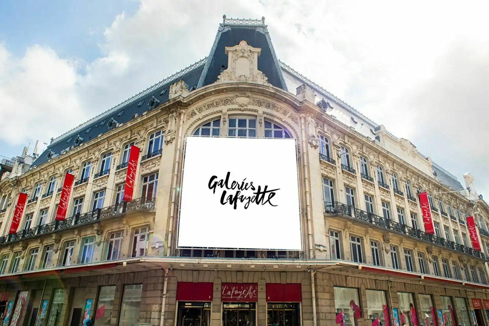 Read more about the article Successful go live of Galeries Lafayette on Oracle Retail Cloud